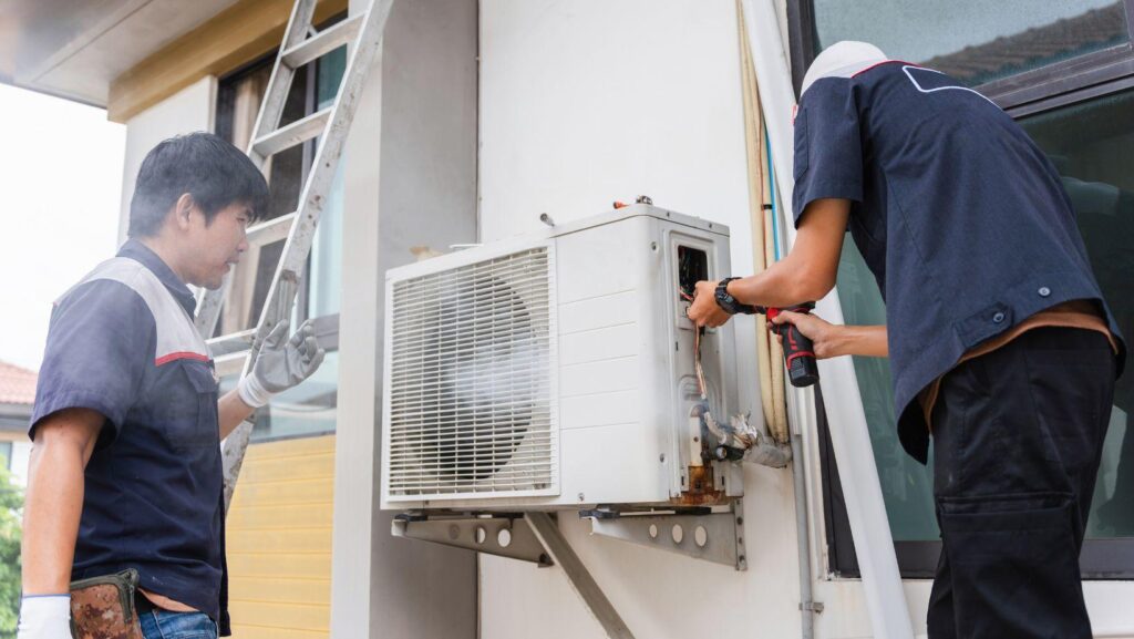 hvac contractor furnace issues, furnace keeps turning on and off, hvac repair services, heating system troubleshooting, residential hvac contractor, furnace repair experts, local hvac technicians, heating system maintenance, hvac service near me, furnace performance repair