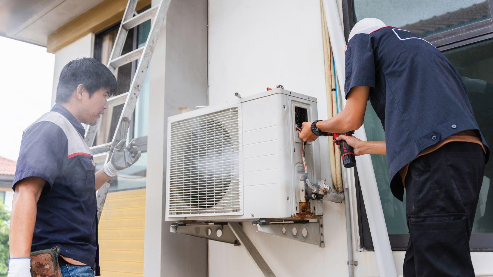 hvac contractor furnace issues, furnace keeps turning on and off, hvac repair services, heating system troubleshooting, residential hvac contractor, furnace repair experts, local hvac technicians, heating system maintenance, hvac service near me, furnace performance repair